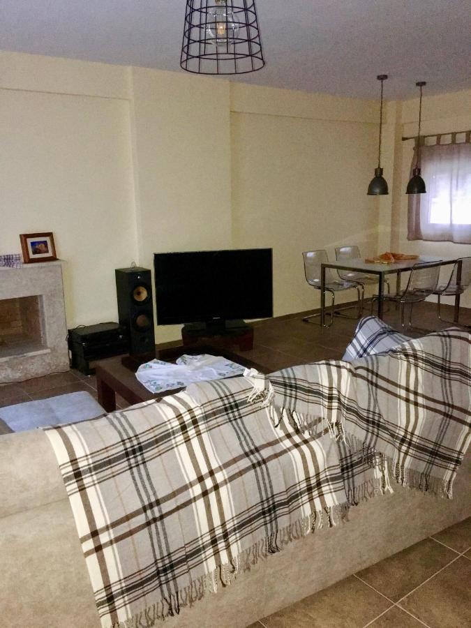Hostal Modern House Afytos Exterior foto