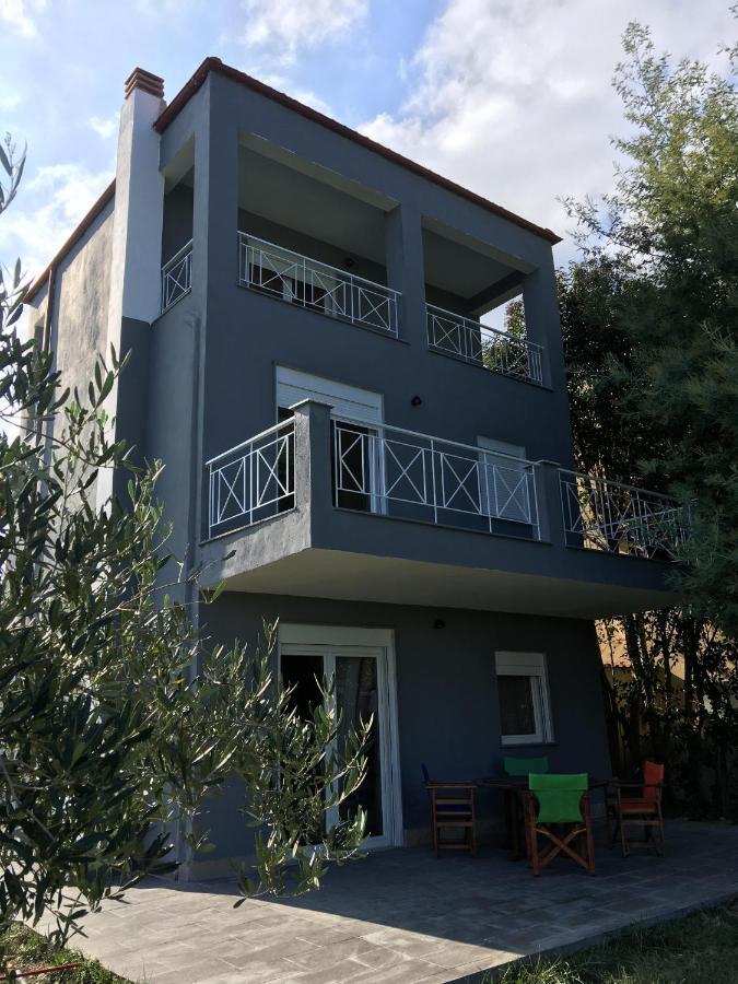 Hostal Modern House Afytos Exterior foto